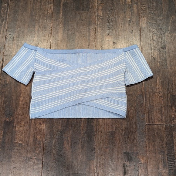 aerie Sweaters - Aerie Off Shoulder Striped Cropped Sweater Top Women's XL Blue‎ White Stretch